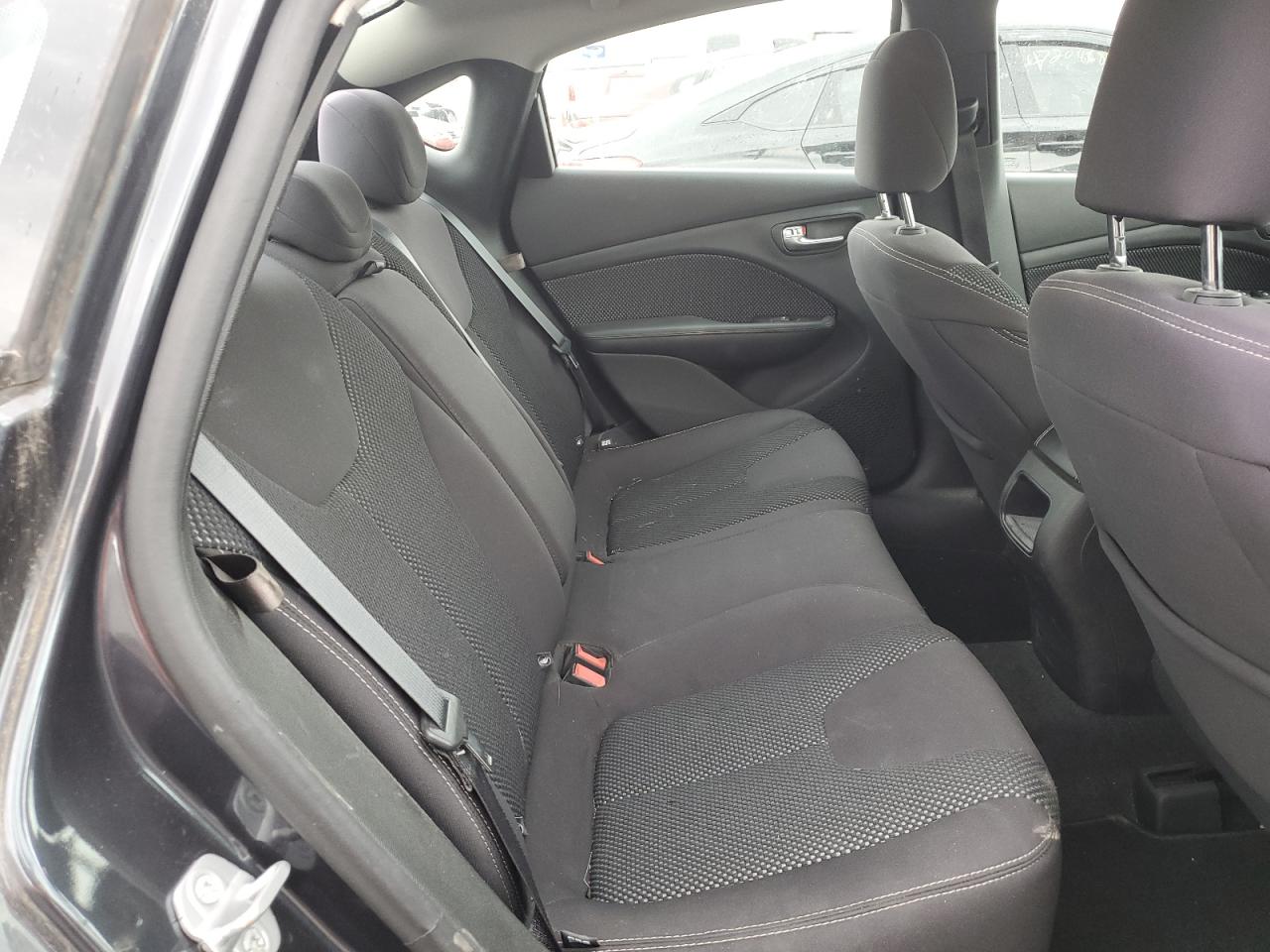 2014 Dodge Dart - Image 10
