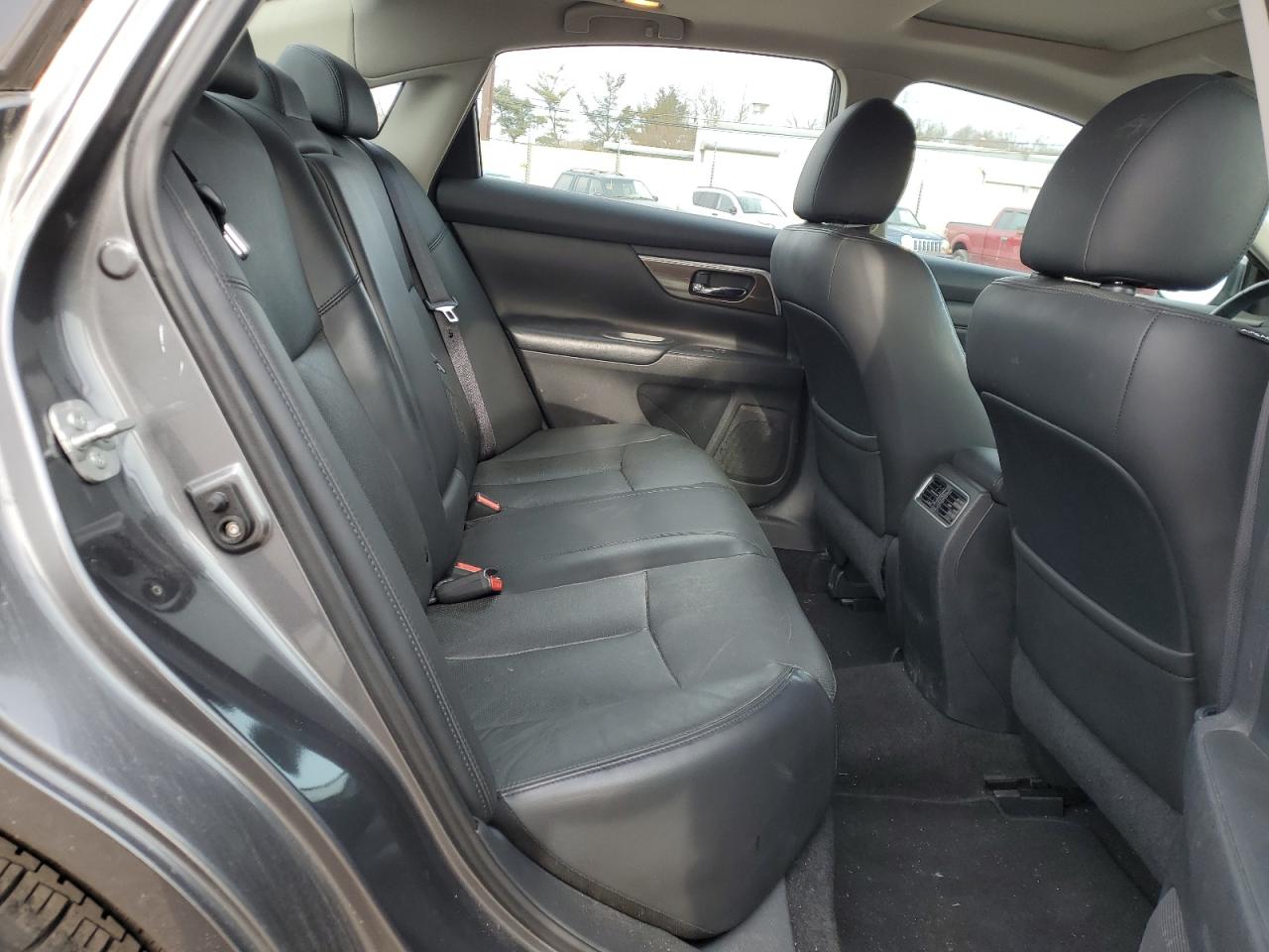 2014 Nissan Altima - Image 10