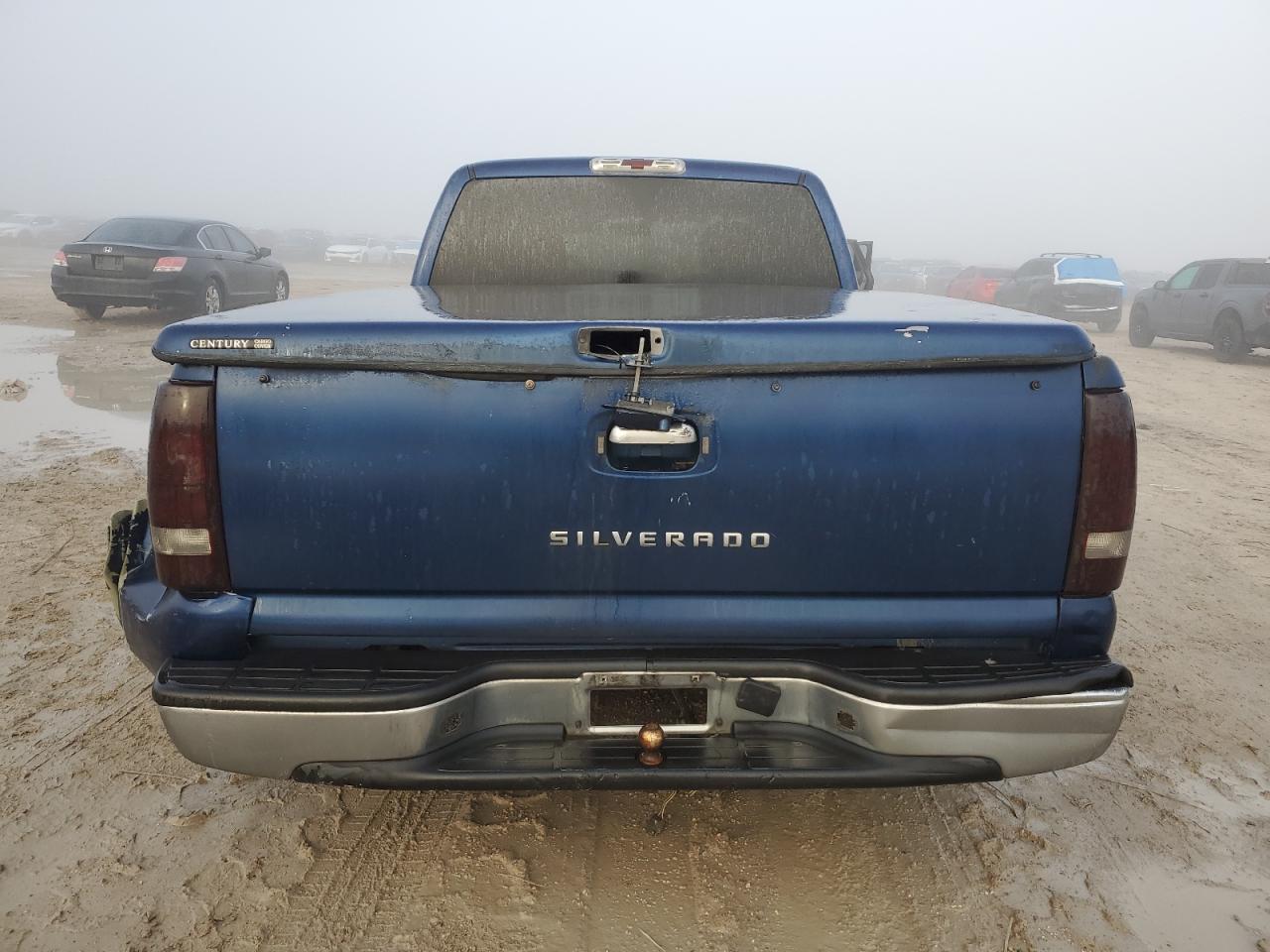 2002 Chevrolet Silverado - Image 6