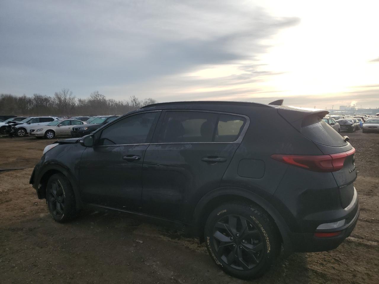 2022 Kia Sportage - Image 2
