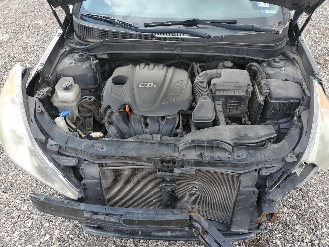 2011 Hyundai Sonata - Image 11