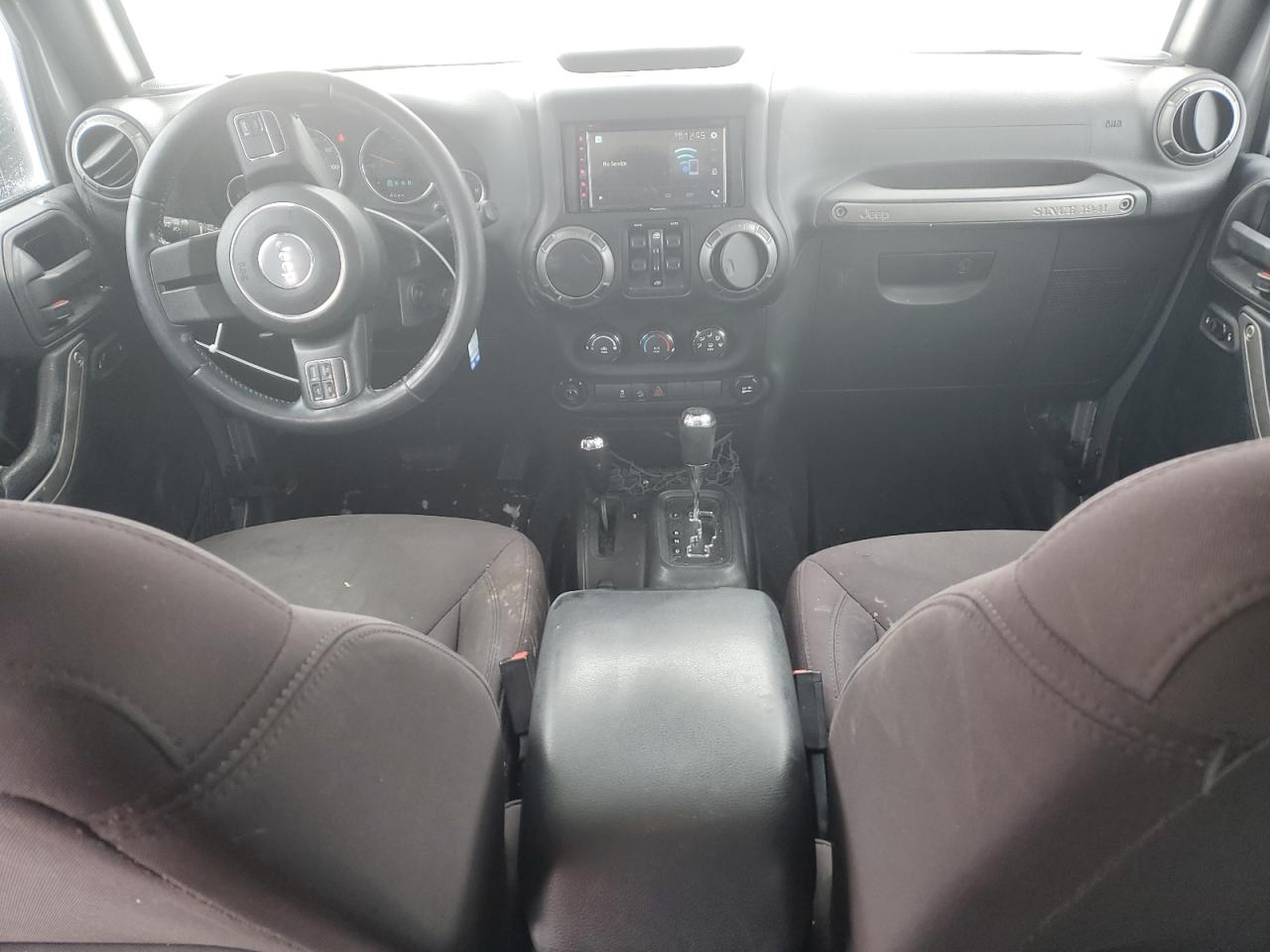 2015 Jeep Wrangler - Image 8