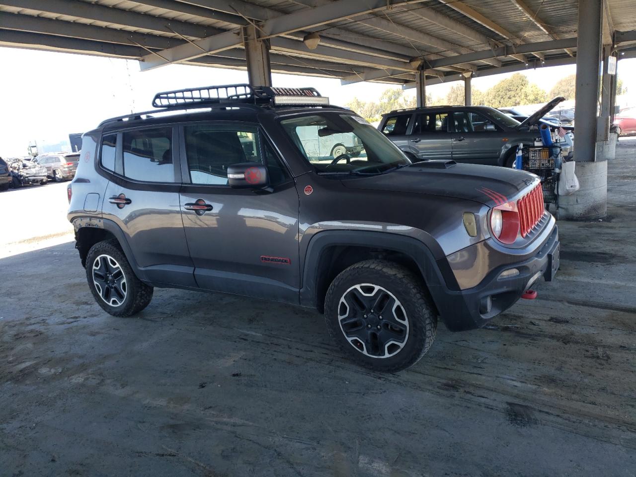 2017 Jeep Renegade - Image 4