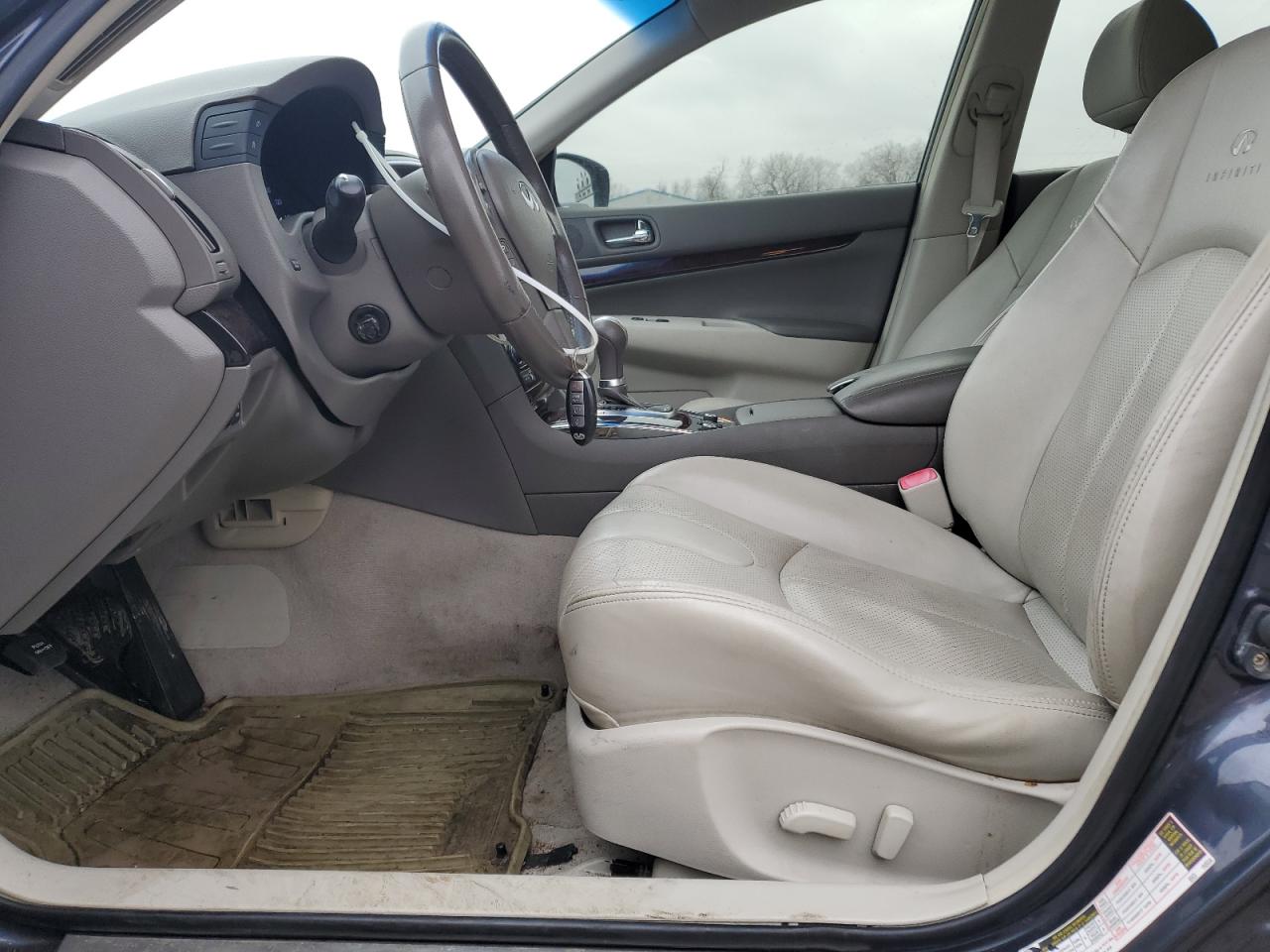 2012 Infiniti G - Image 7