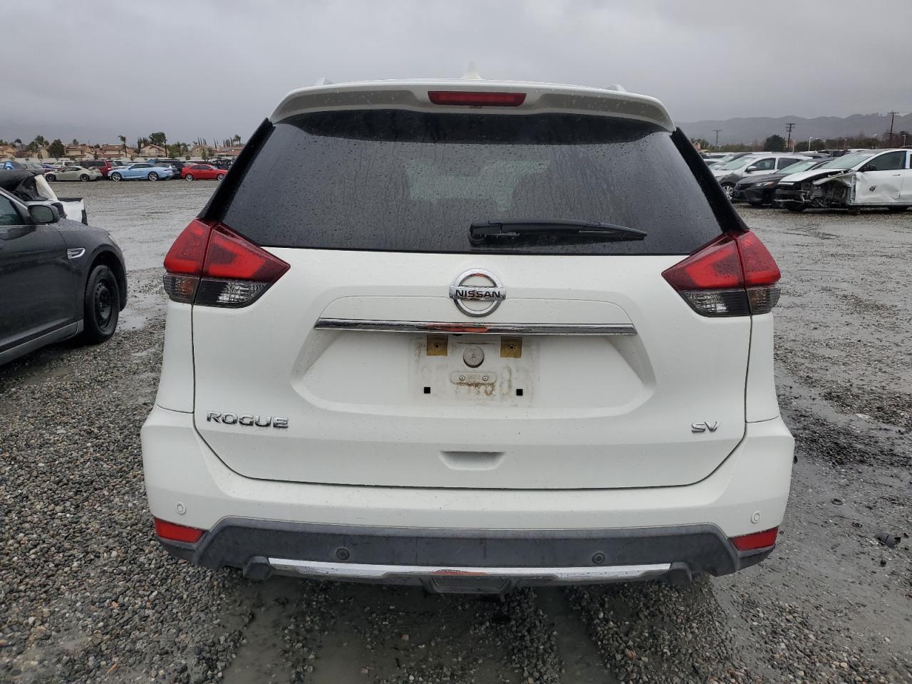 2020 Nissan Rogue - Image 6