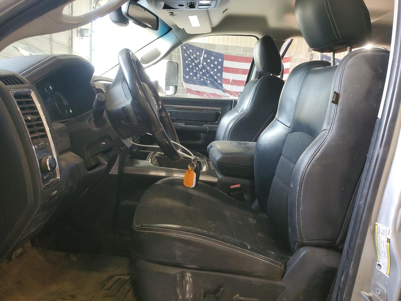 2018 RAM 3500 - Image 7