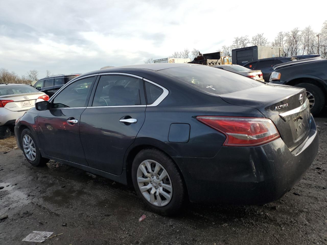 2013 Nissan Altima - Image 2