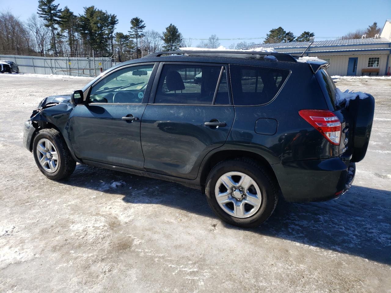 2011 Toyota RAV 4 - Image 2