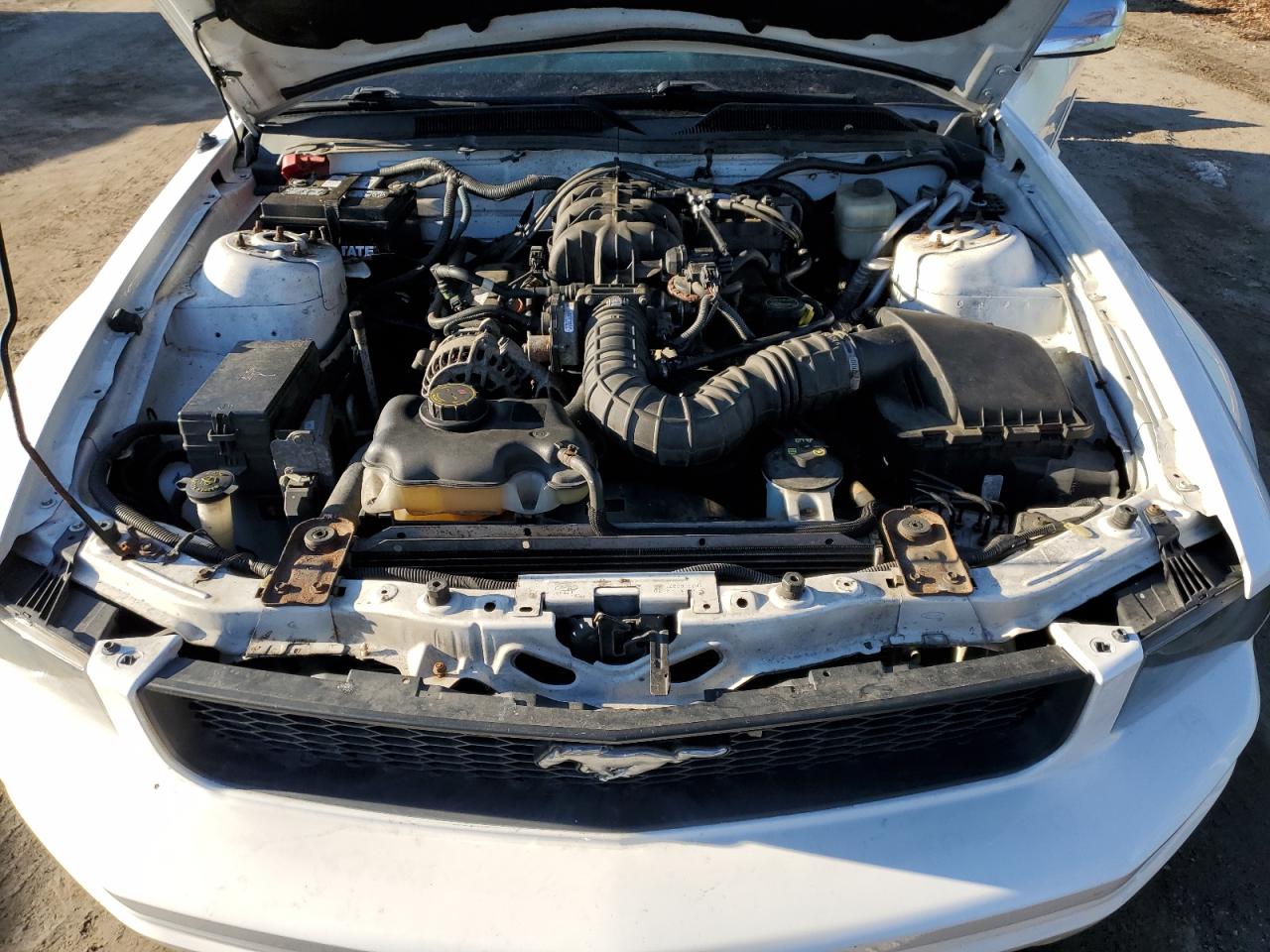 2008 Ford Mustang - Image 11