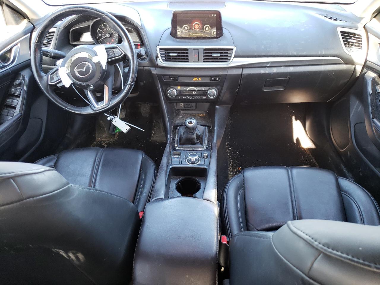 2017 Mazda 3 - Image 8