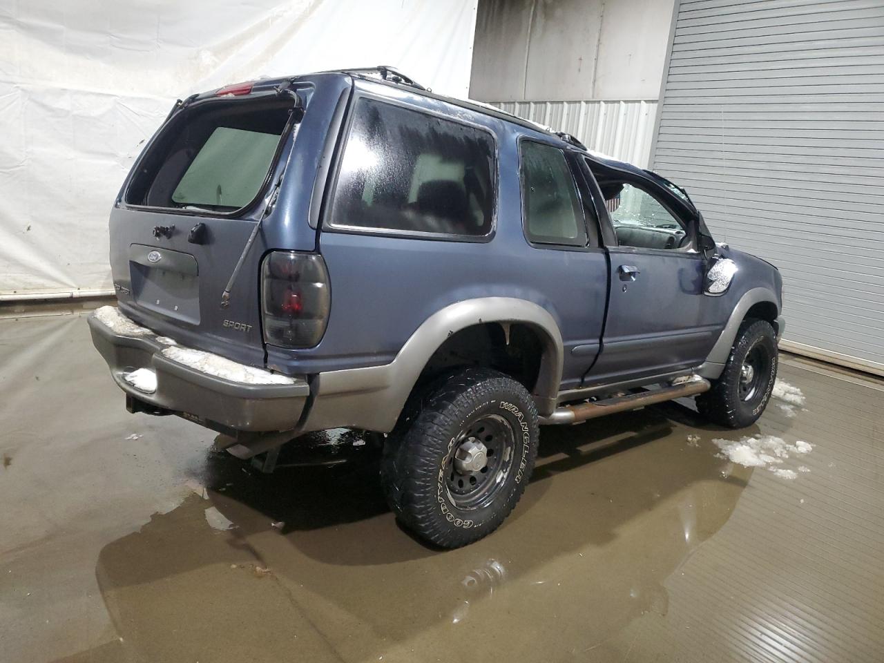2000 Ford Explorer - Image 3