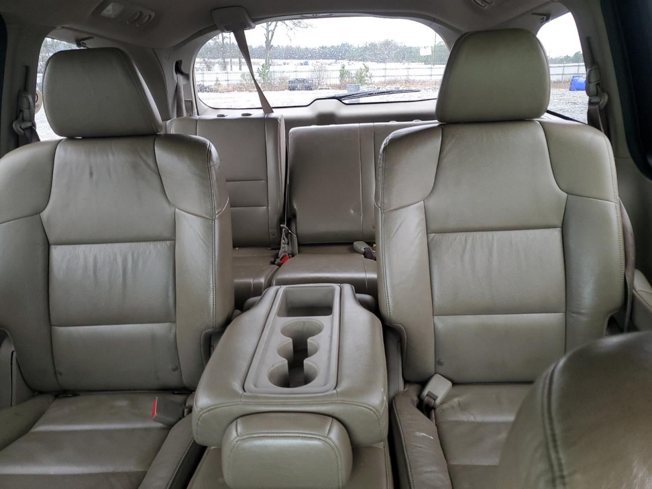 2012 Honda Odyssey - Image 10