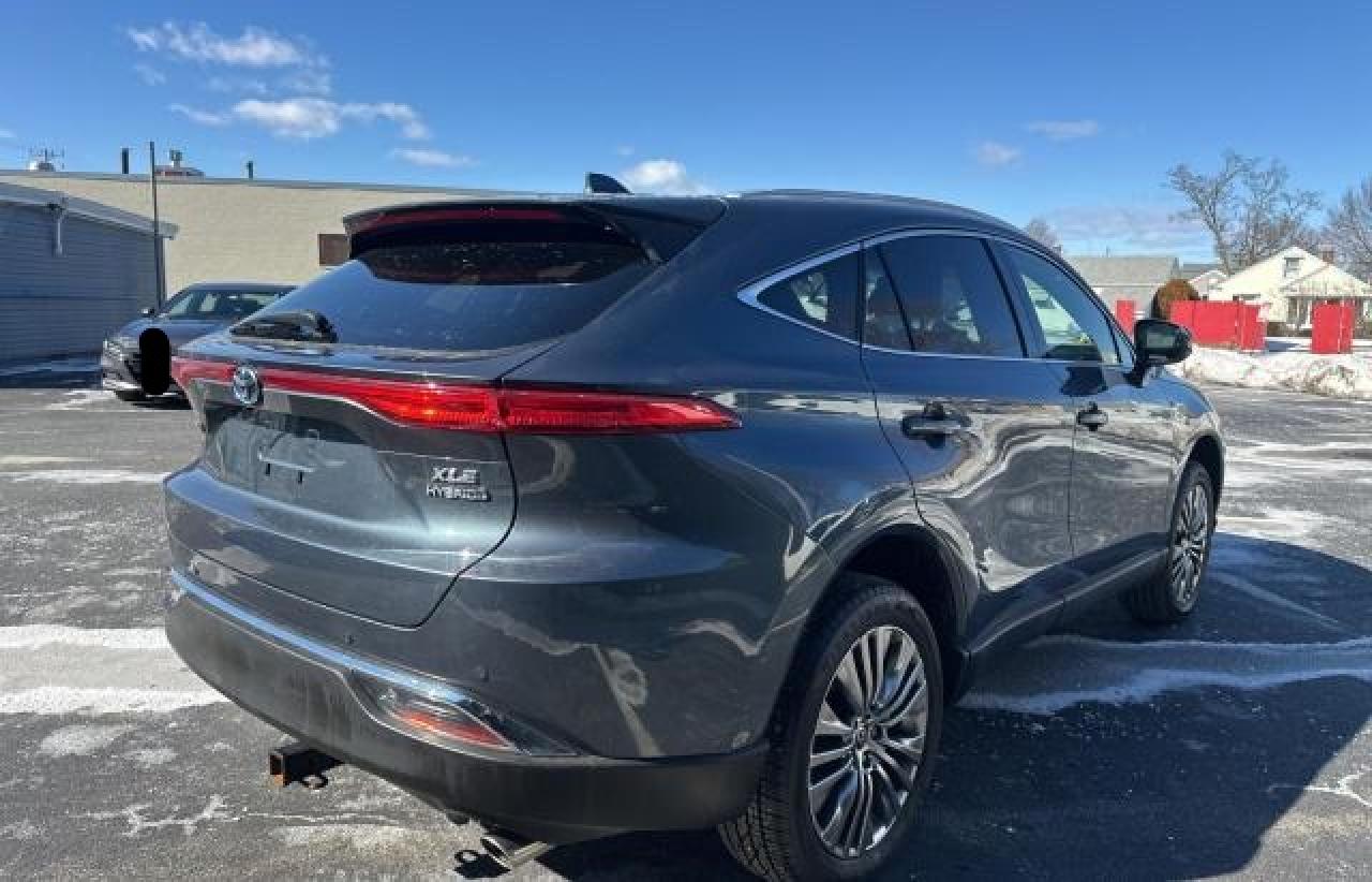2021 Toyota Venza - Image 4
