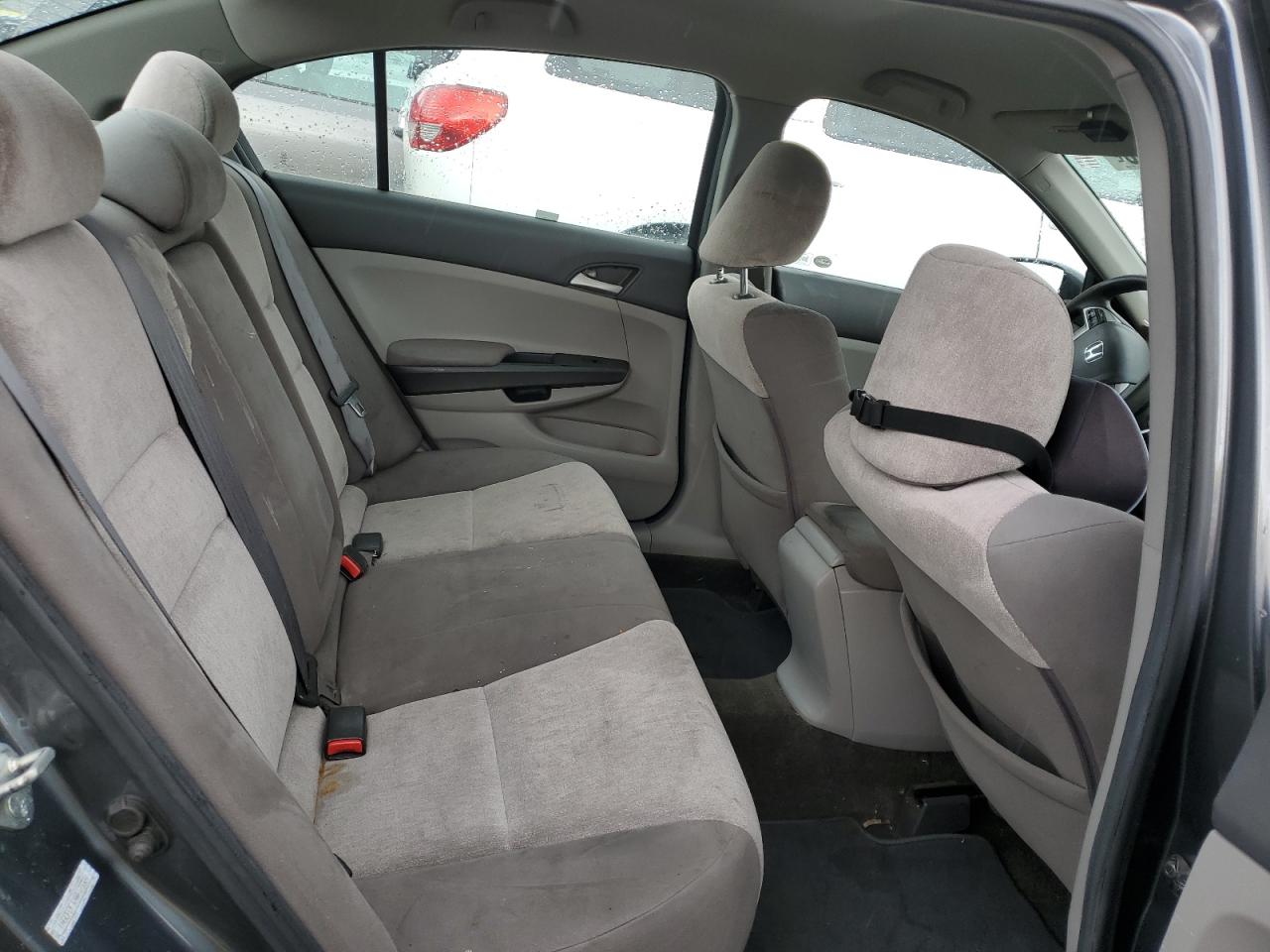 2010 Honda Accord - Image 10