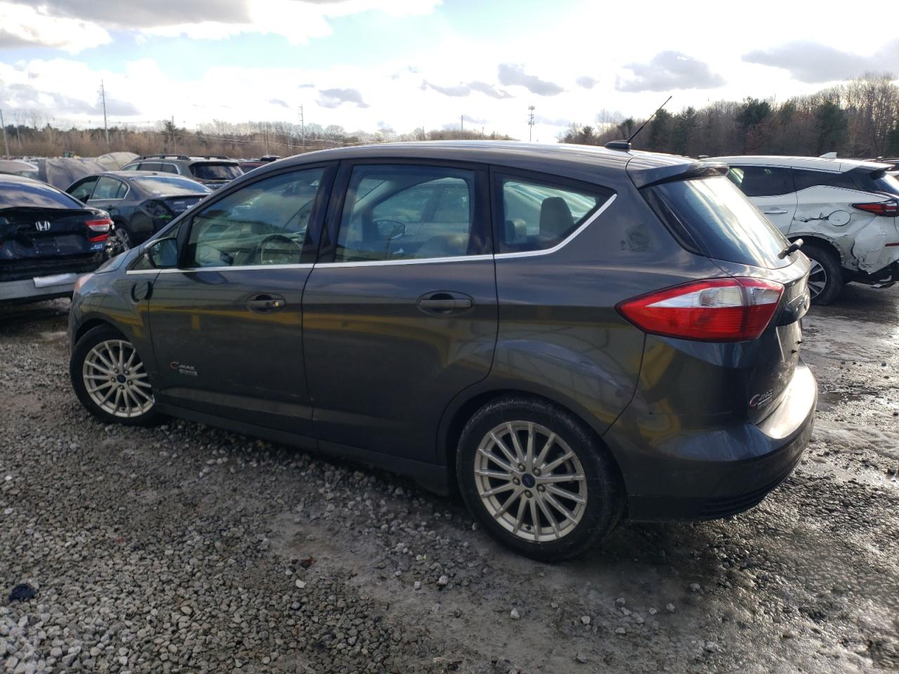 2015 Ford C-MAX - Image 2