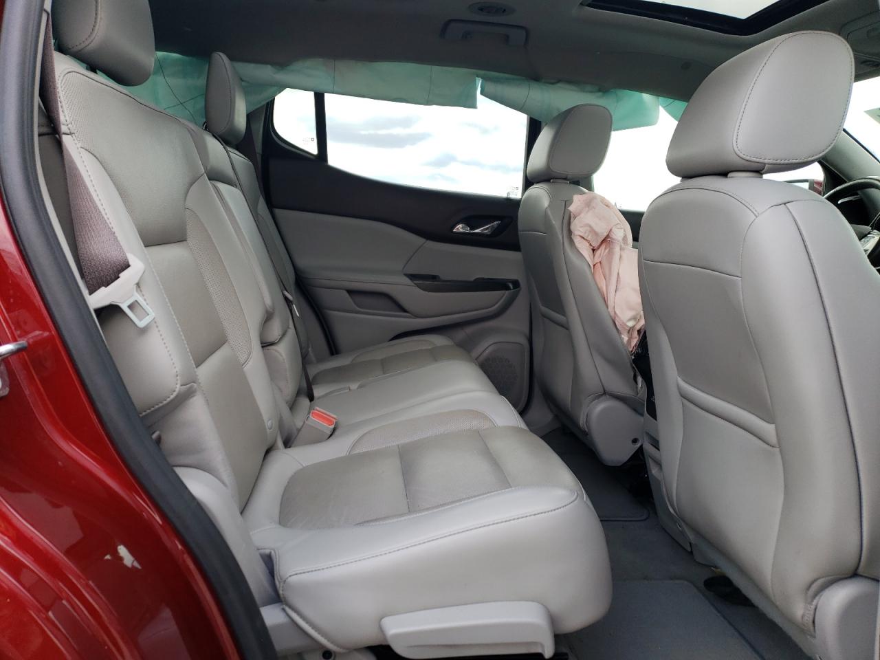 2018 GMC Acadia - Image 11