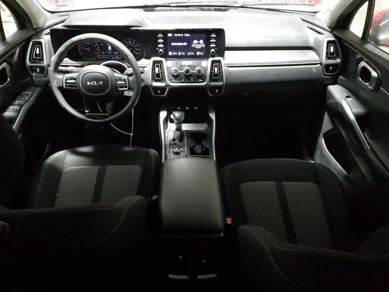 2022 Kia Sorento - Image 8