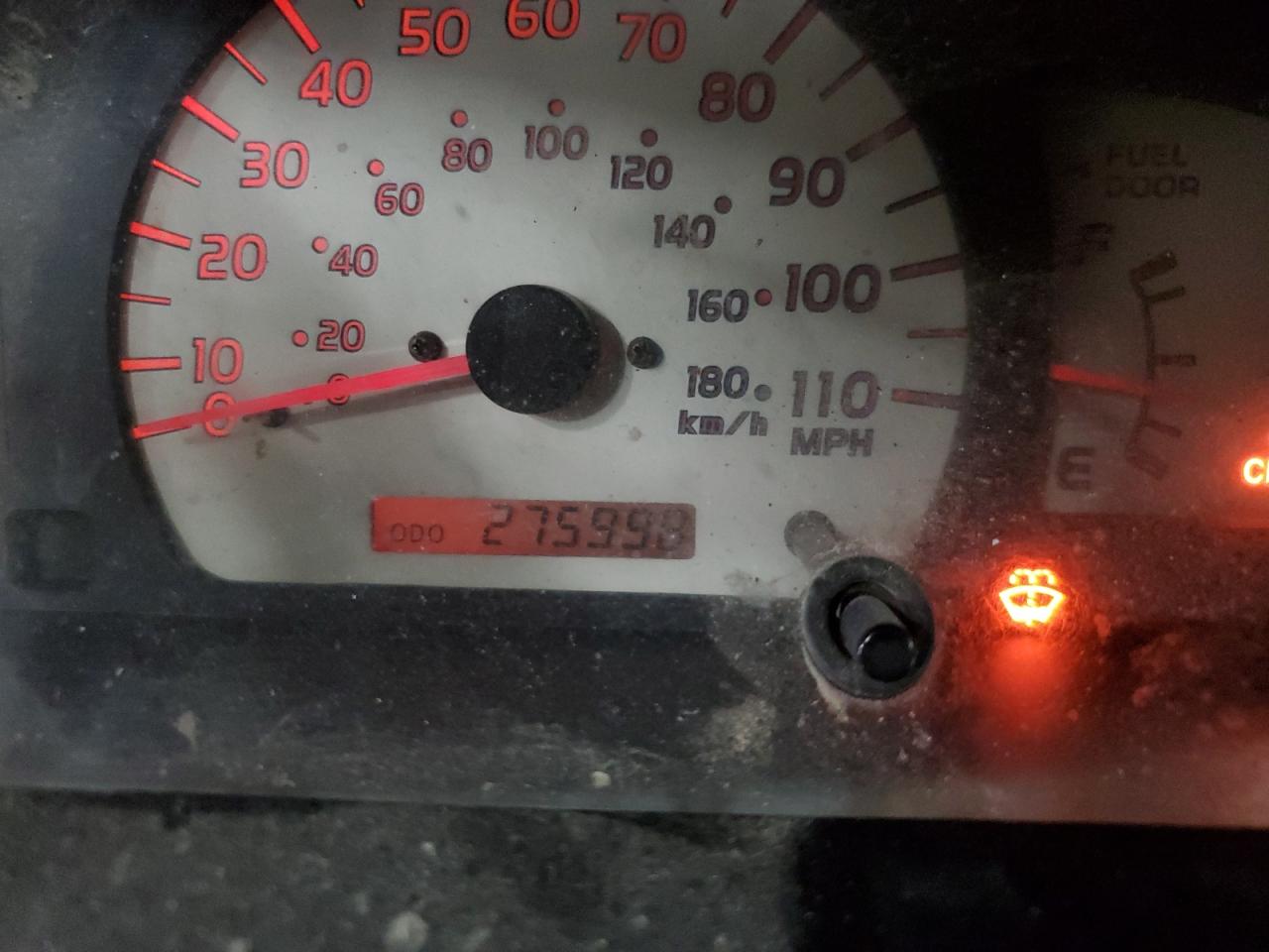 2004 Toyota Tacoma - Image 9