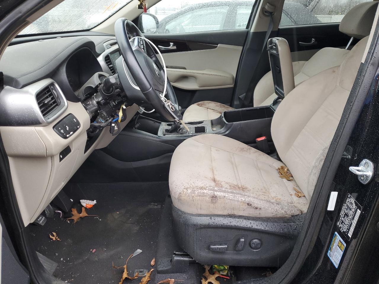 2019 Kia Sorento - Image 7