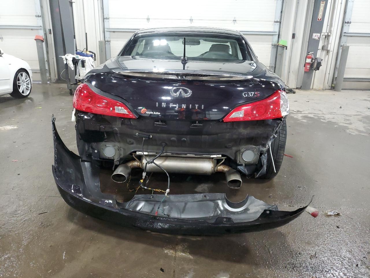 2012 Infiniti G - Image 6