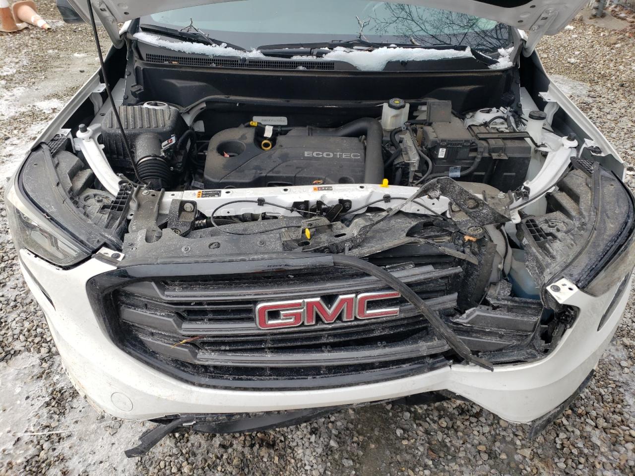 2020 GMC Terrain - Image 14