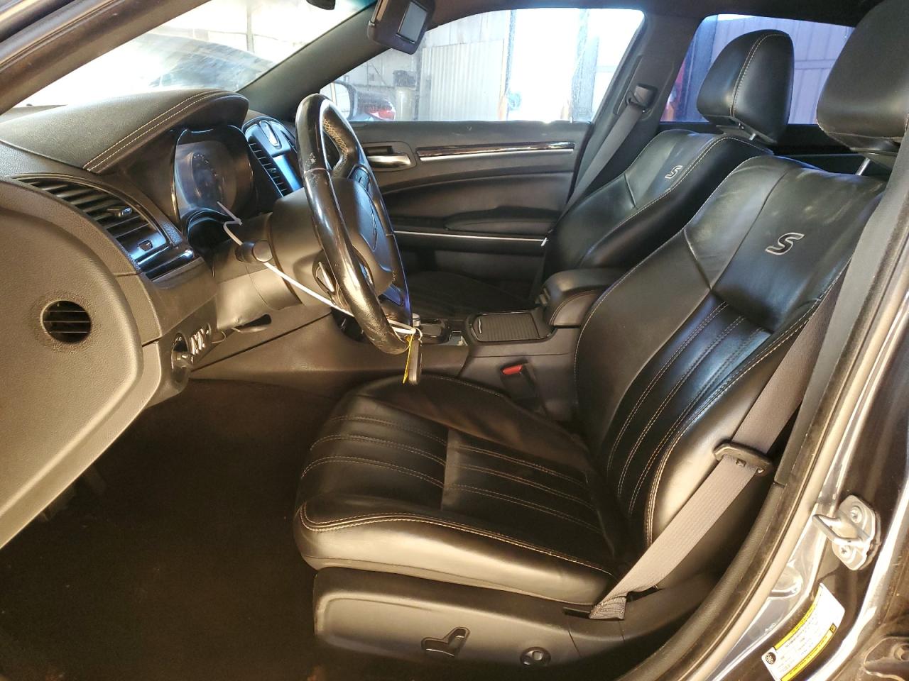 2019 Chrysler 300 - Image 7