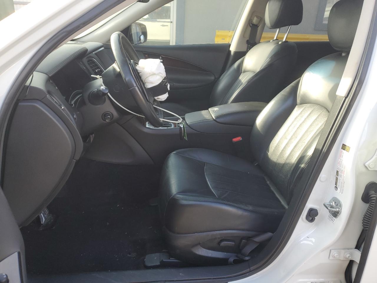 2016 Infiniti QX50 - Image 7