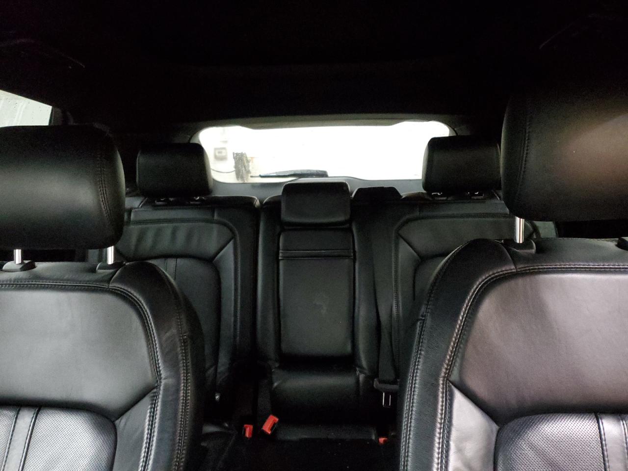 2016 Lincoln MKX - Image 10