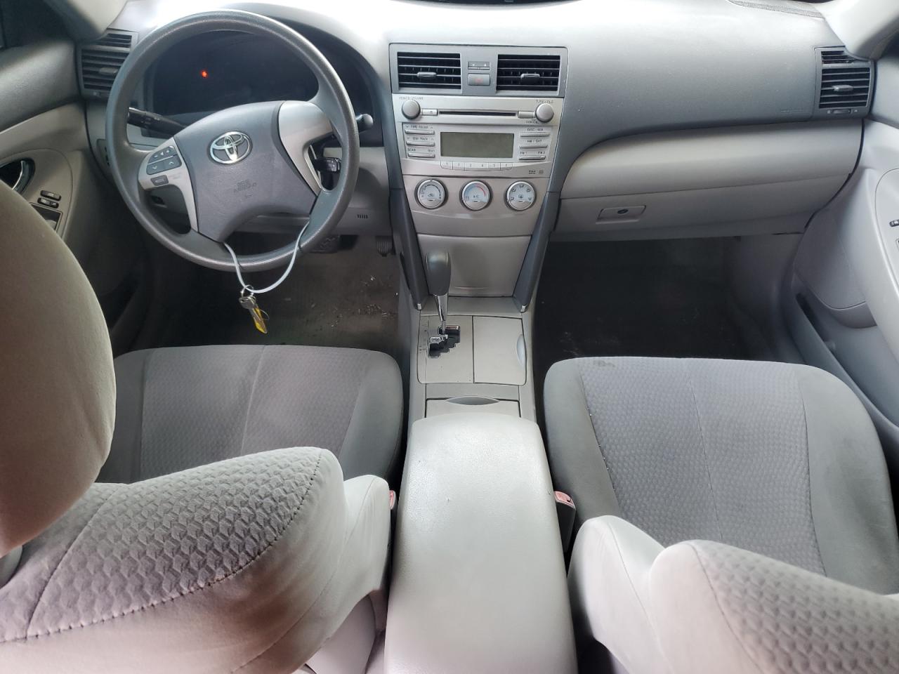 2011 Toyota Camry - Image 8