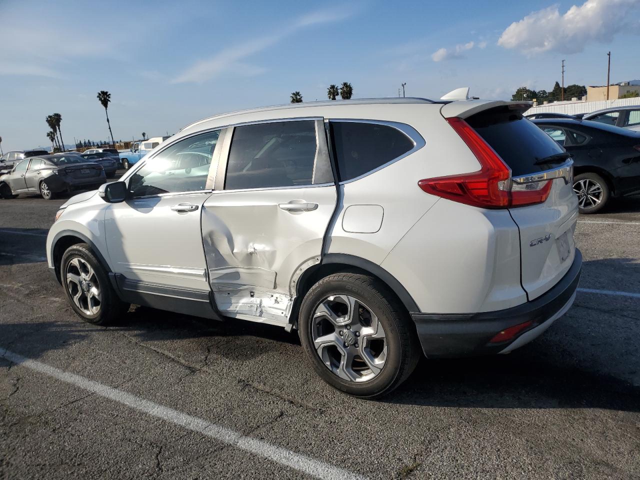 2017 Honda CR-V - Image 2