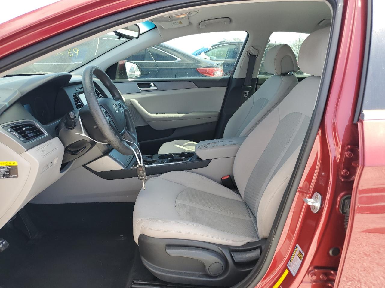 2016 Hyundai Sonata - Image 7
