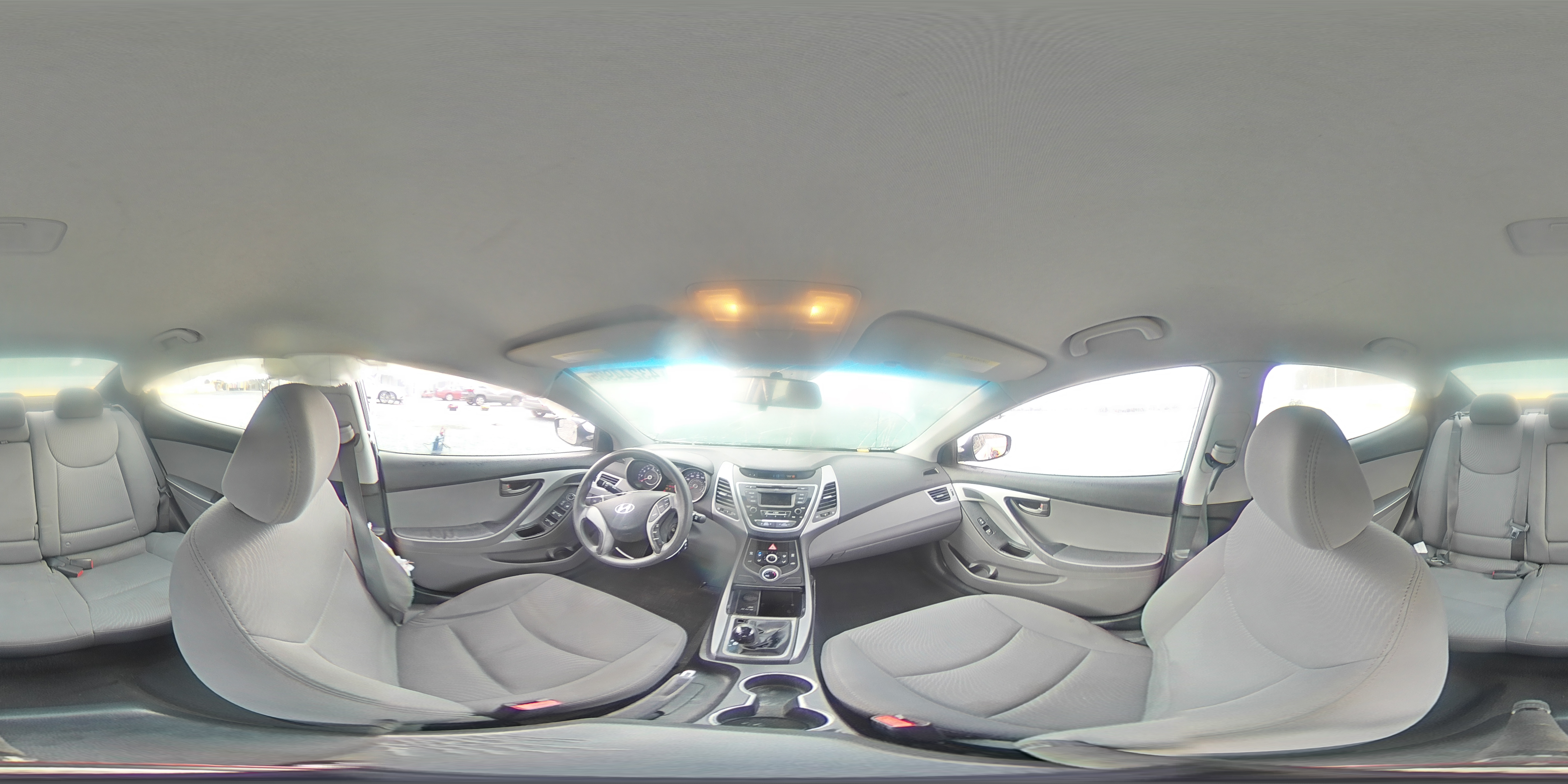 2014 Hyundai Elantra - Image 13