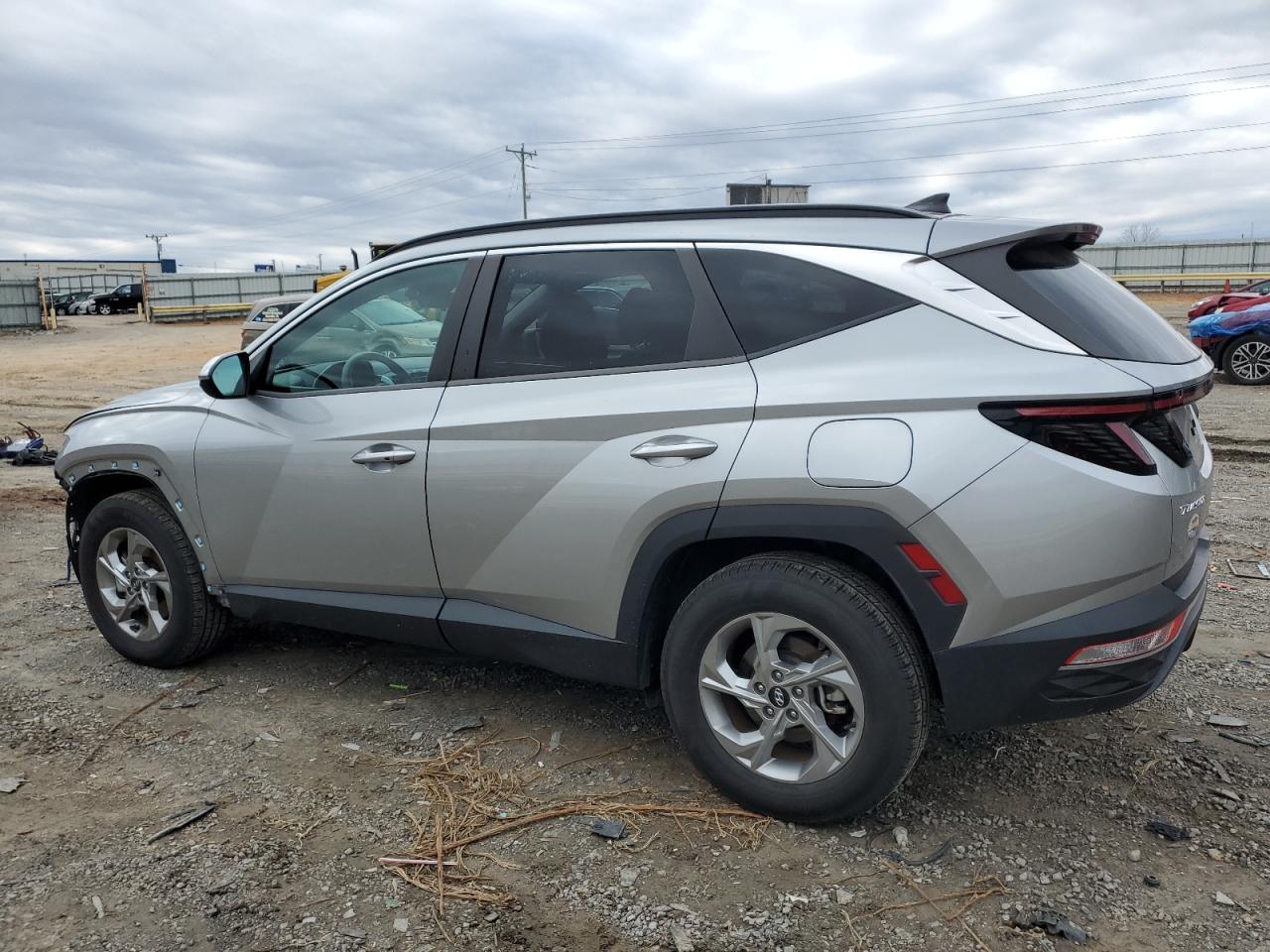 2022 Hyundai Tucson - Image 2