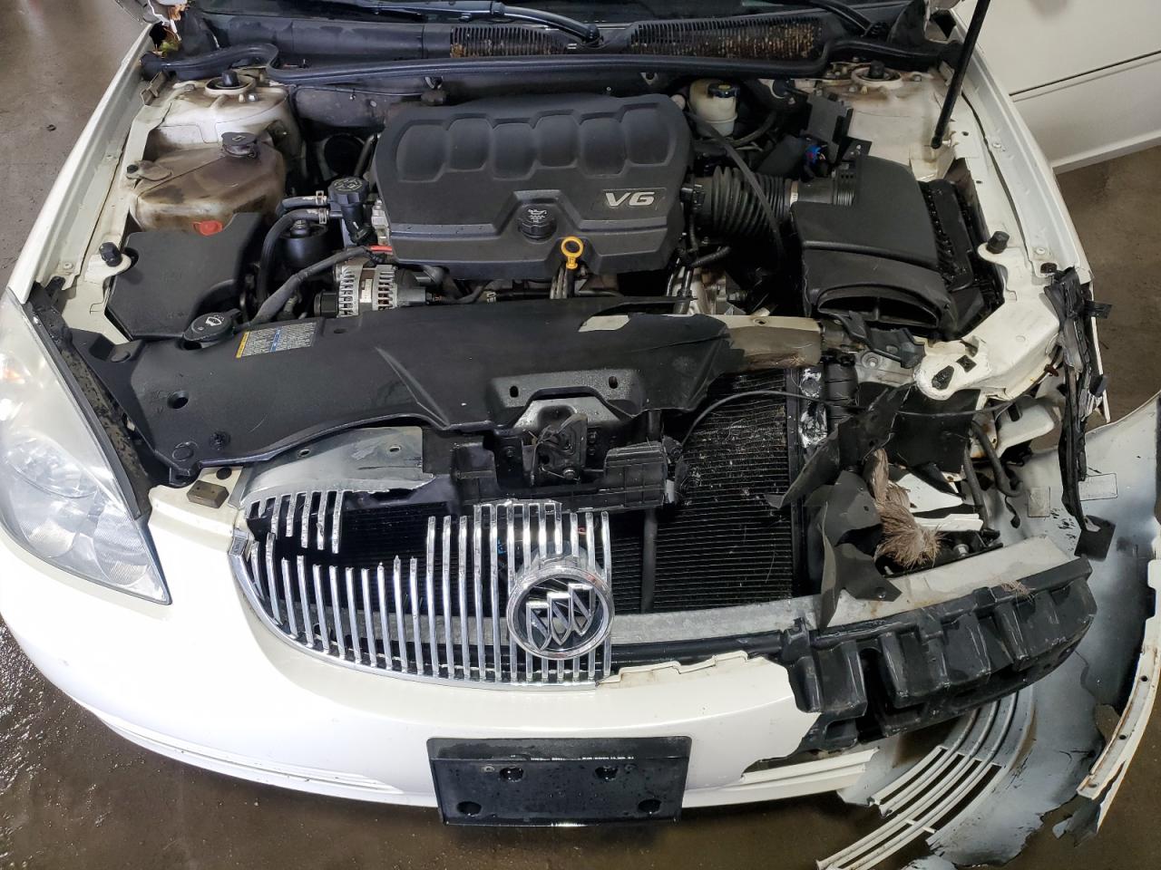 2009 Buick Lucerne - Image 11