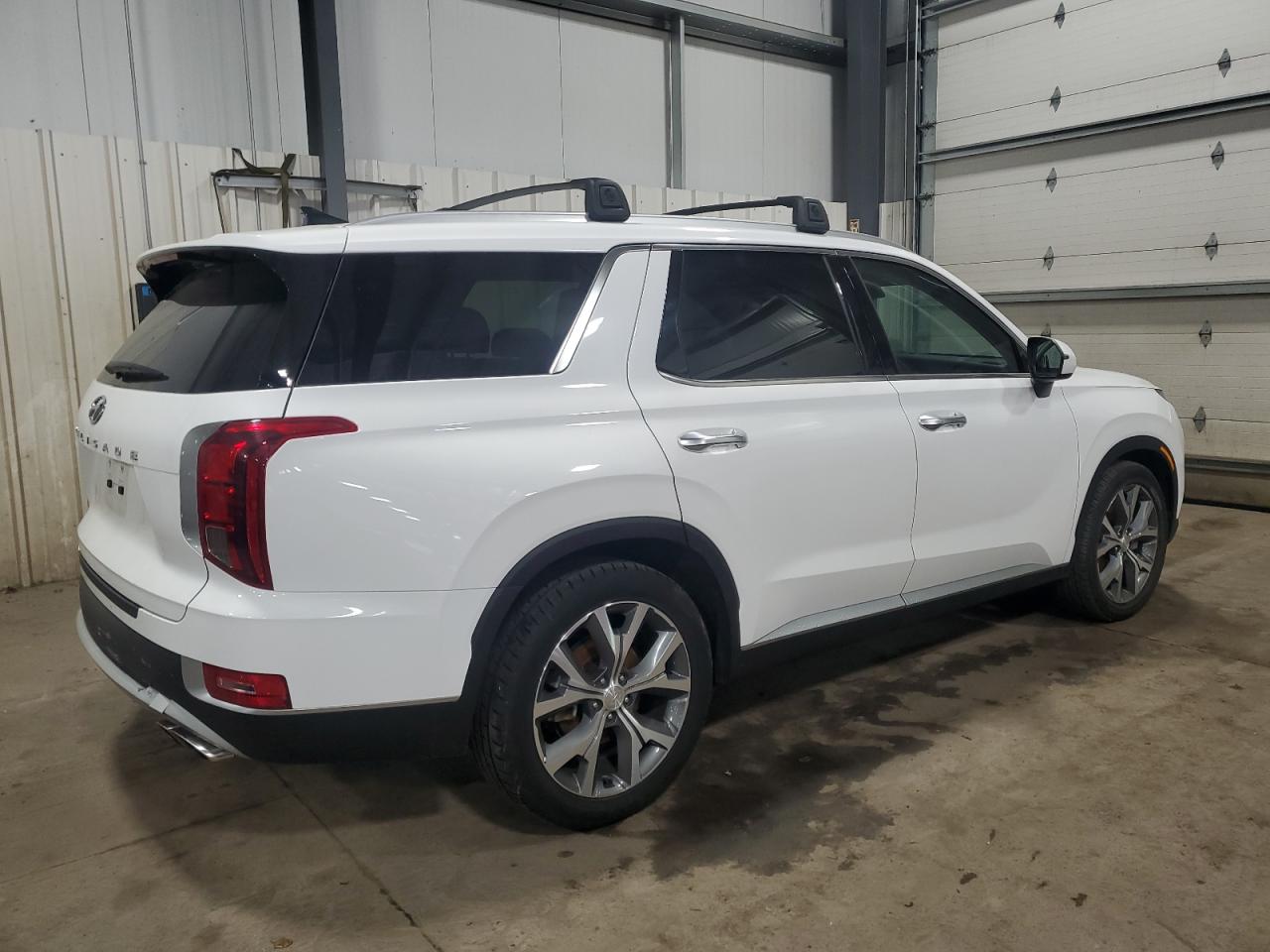 2022 Hyundai Palisade - Image 3