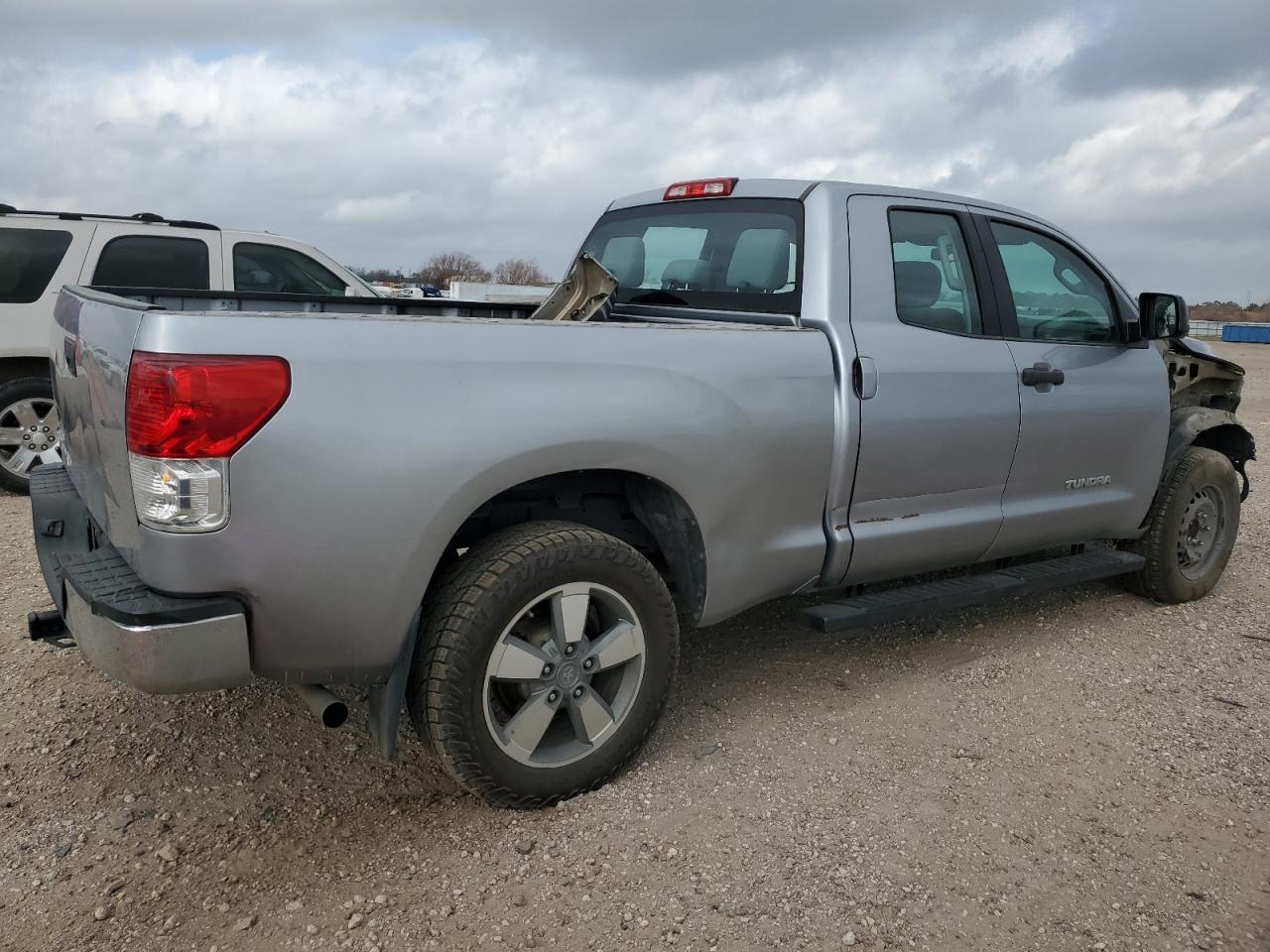 2012 Toyota Tundra - Image 3