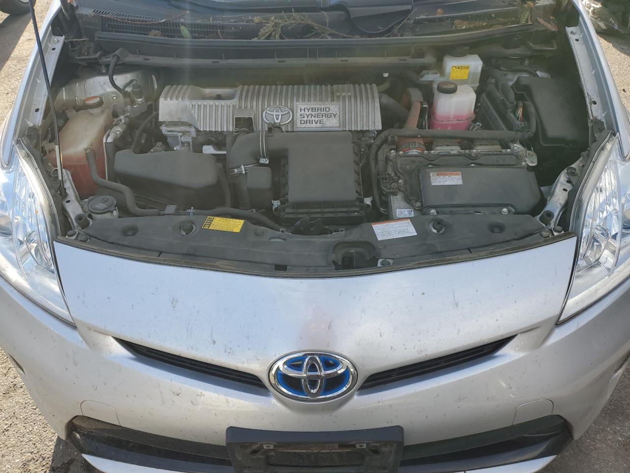 2015 Toyota Prius - Image 11