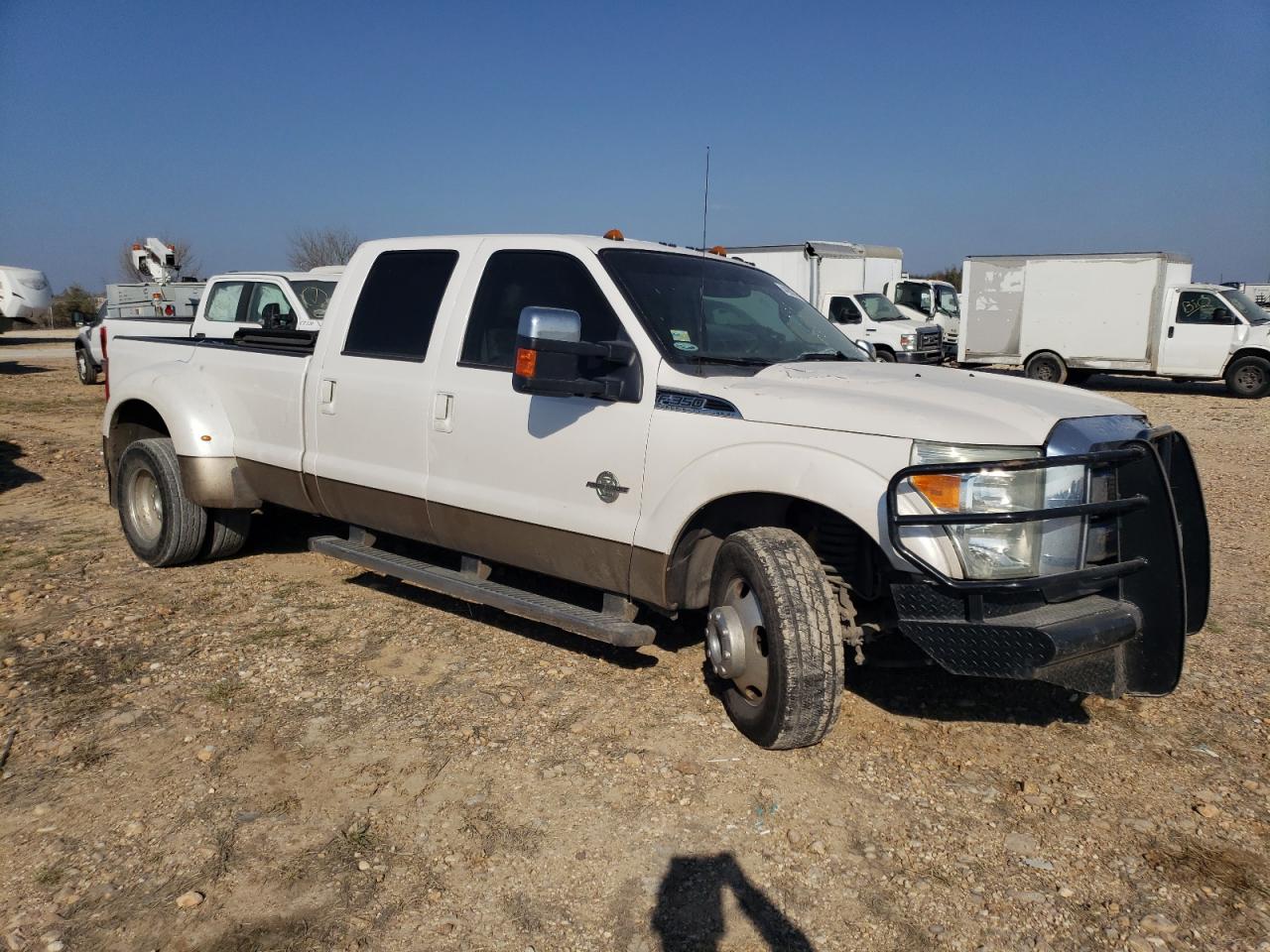 2011 Ford F350 - Image 4