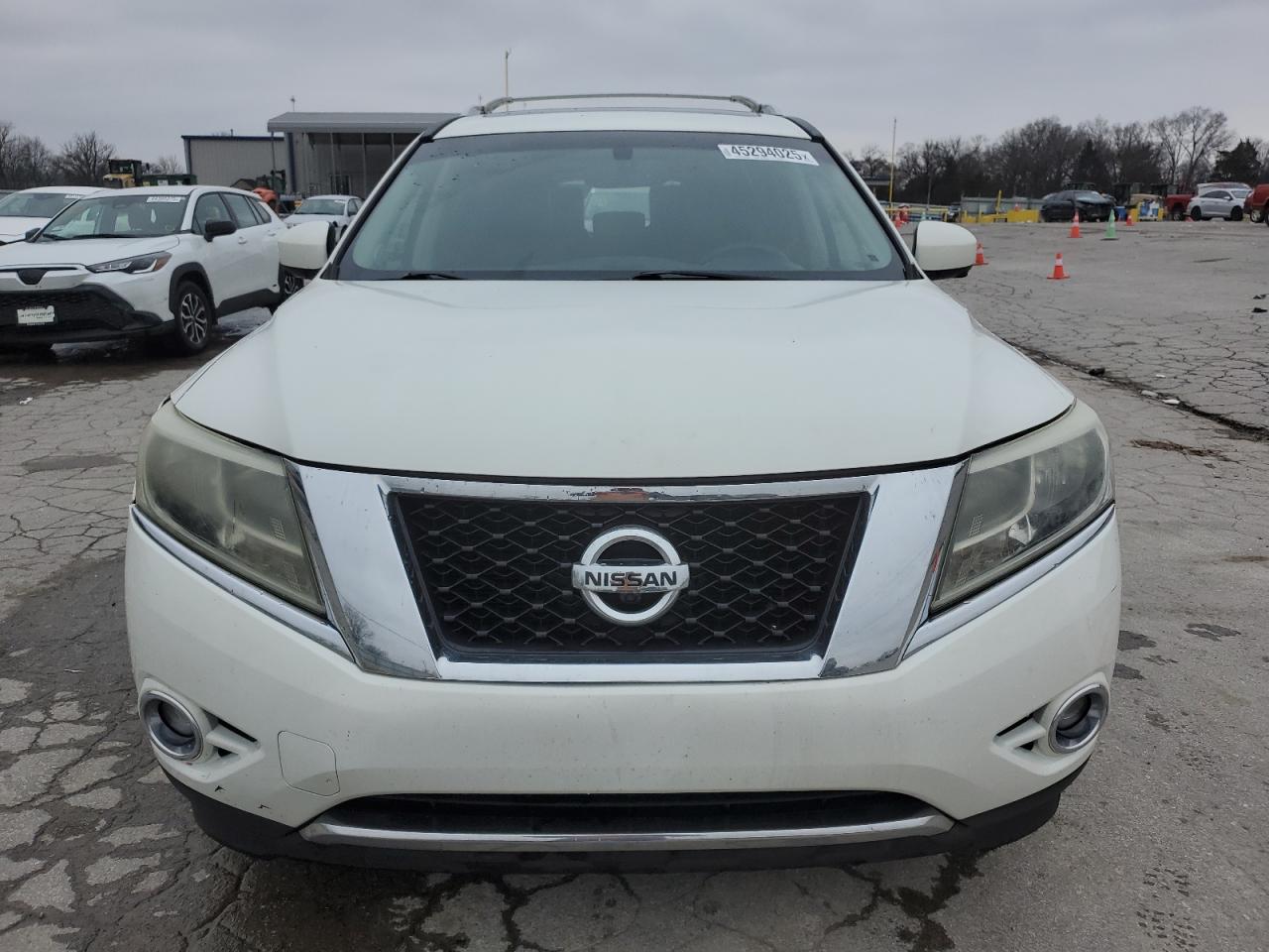 2014 Nissan Pathfinder - Image 5