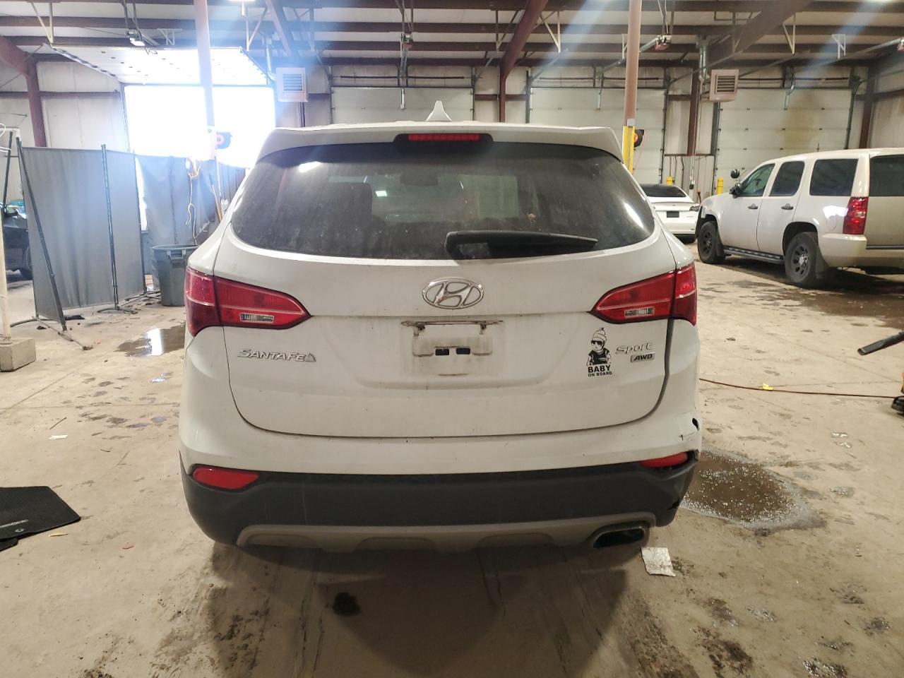 2015 Hyundai Santa Fe - Image 6