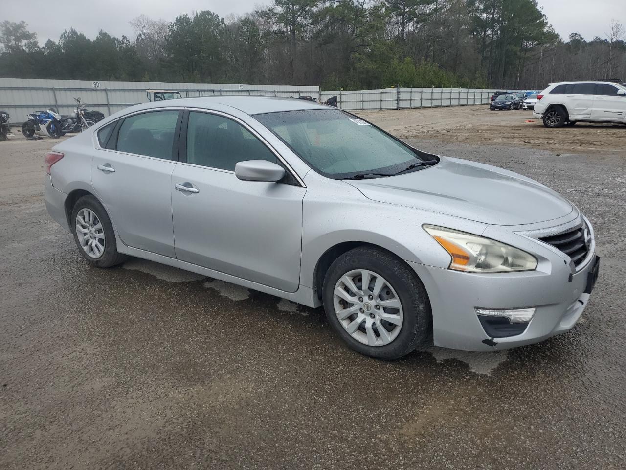 2013 Nissan Altima - Image 4