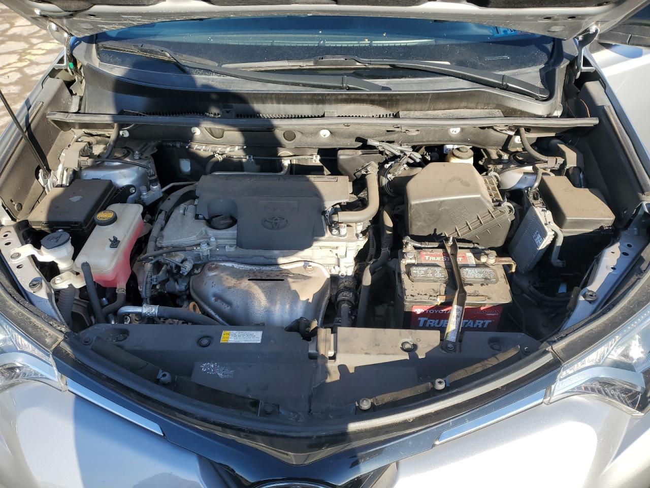 2017 Toyota RAV 4 - Image 12