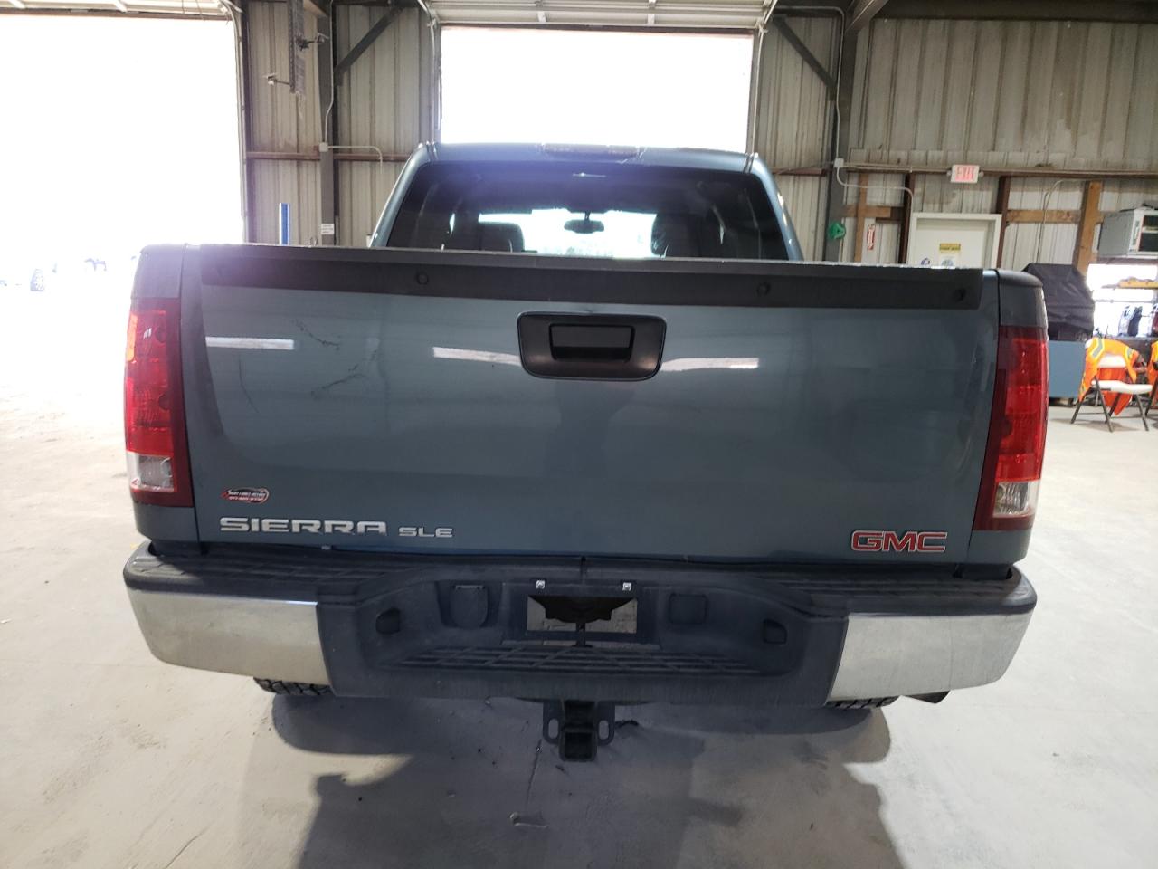 2007 GMC Sierra - Image 6