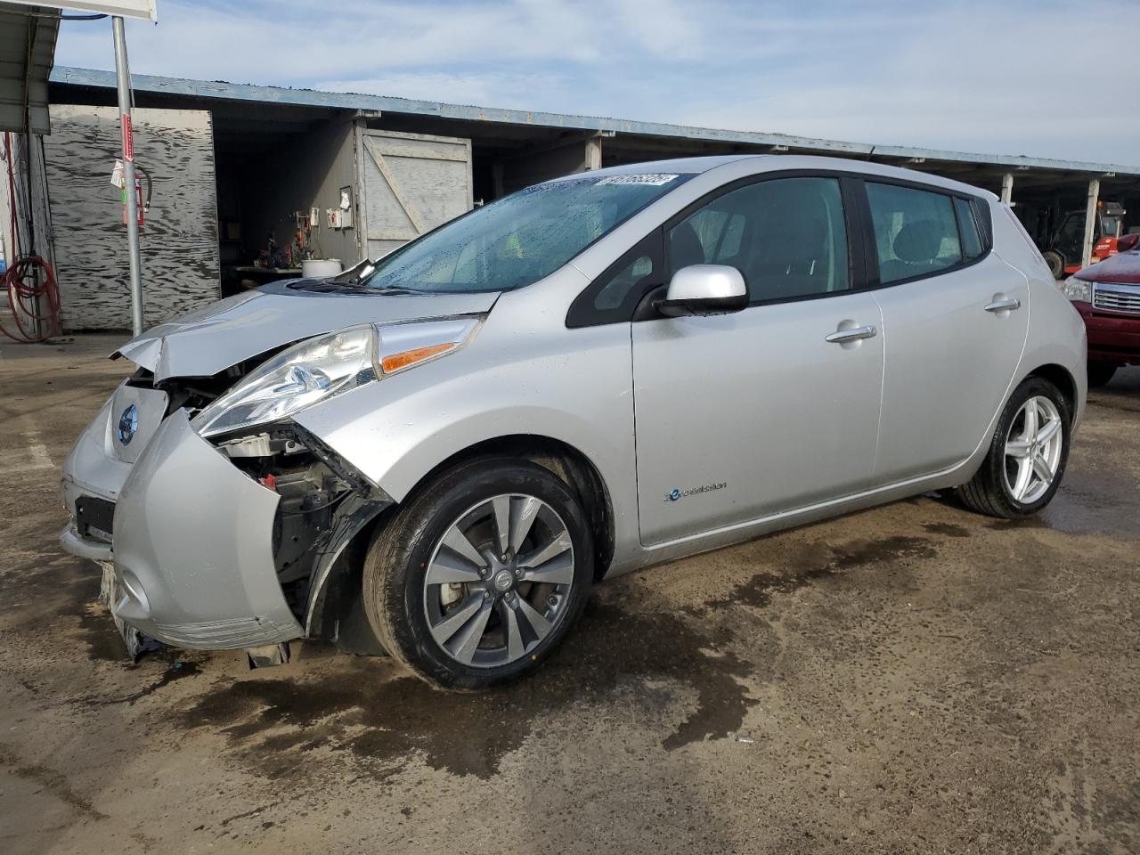 2015 Nissan Leaf - Image 1