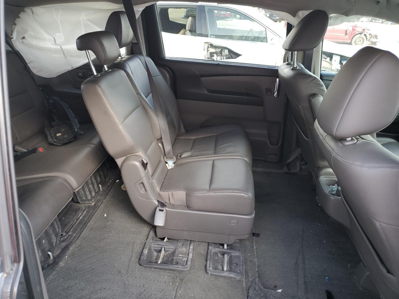 2017 Honda Odyssey - Image 11