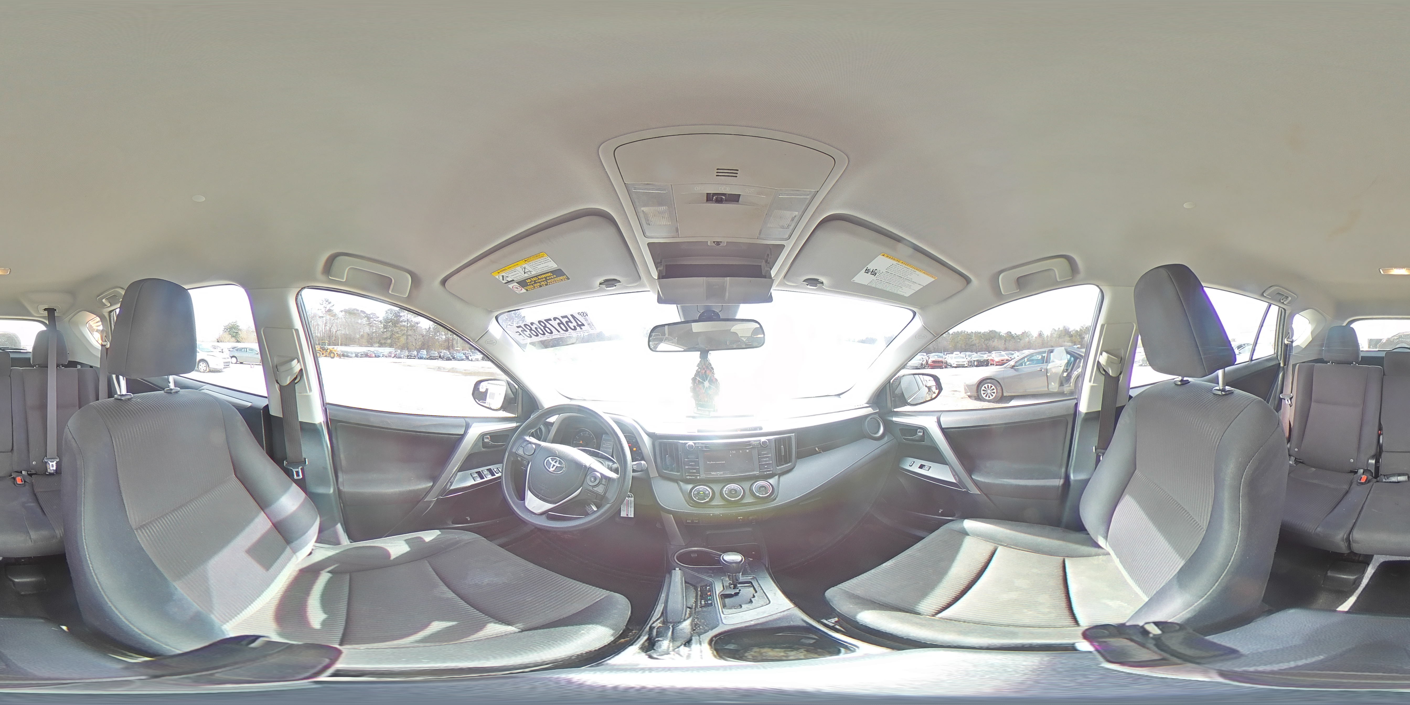 2017 Toyota RAV 4 - Image 12