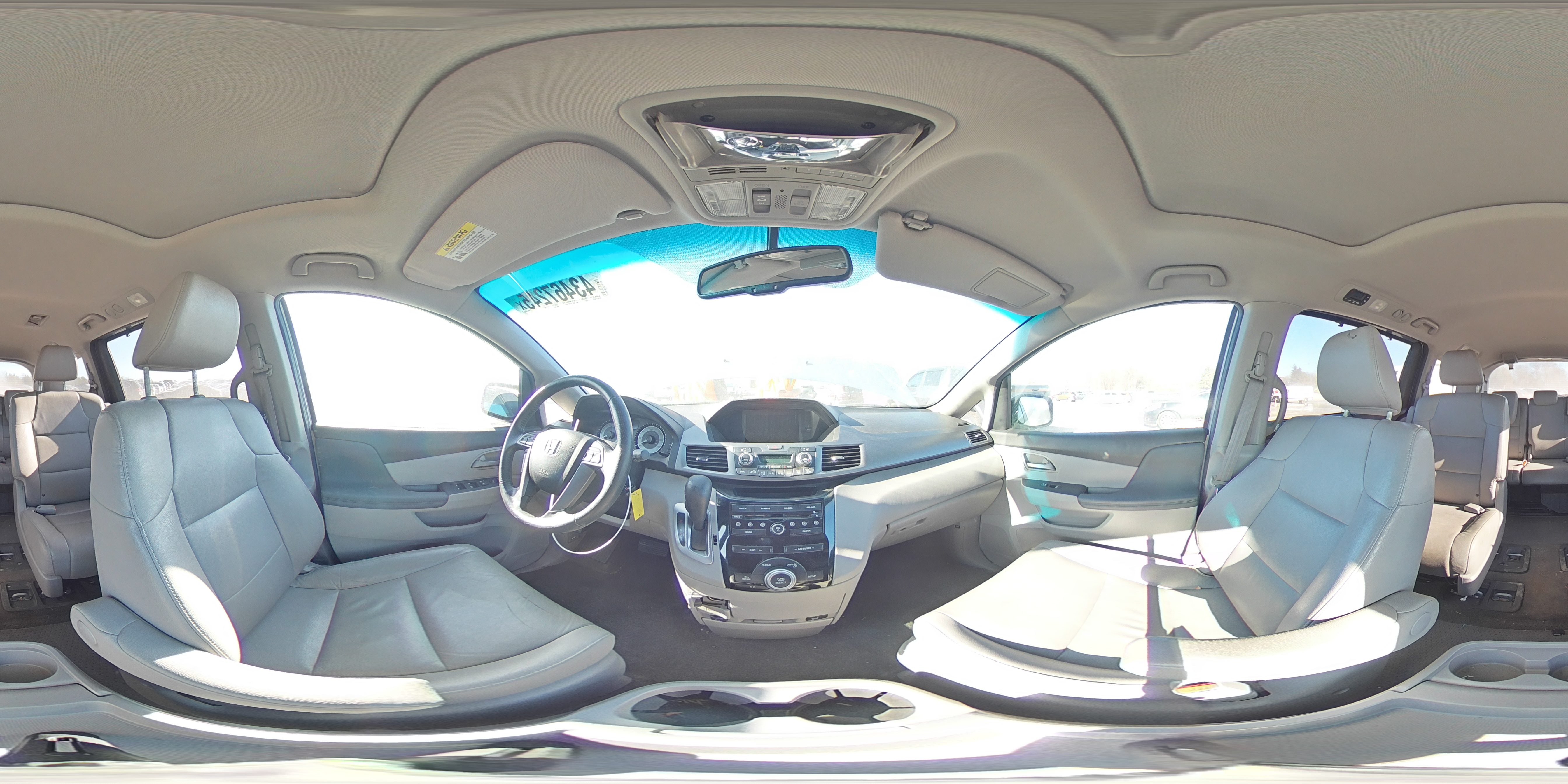 2013 Honda Odyssey - Image 13