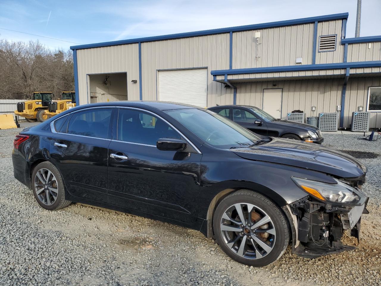 2017 Nissan Altima - Image 4