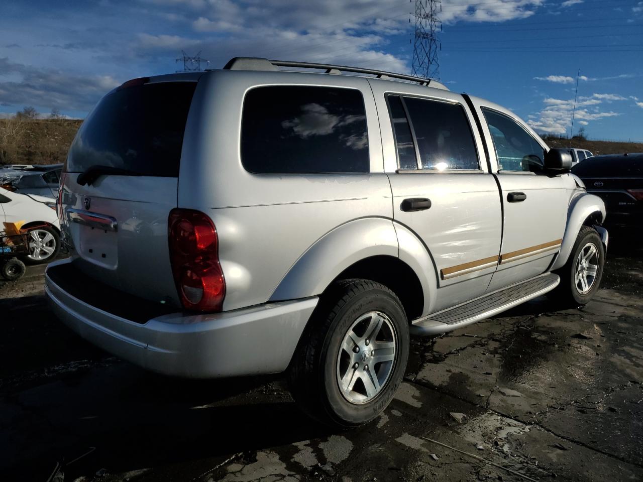 2005 Dodge Durango - Image 3