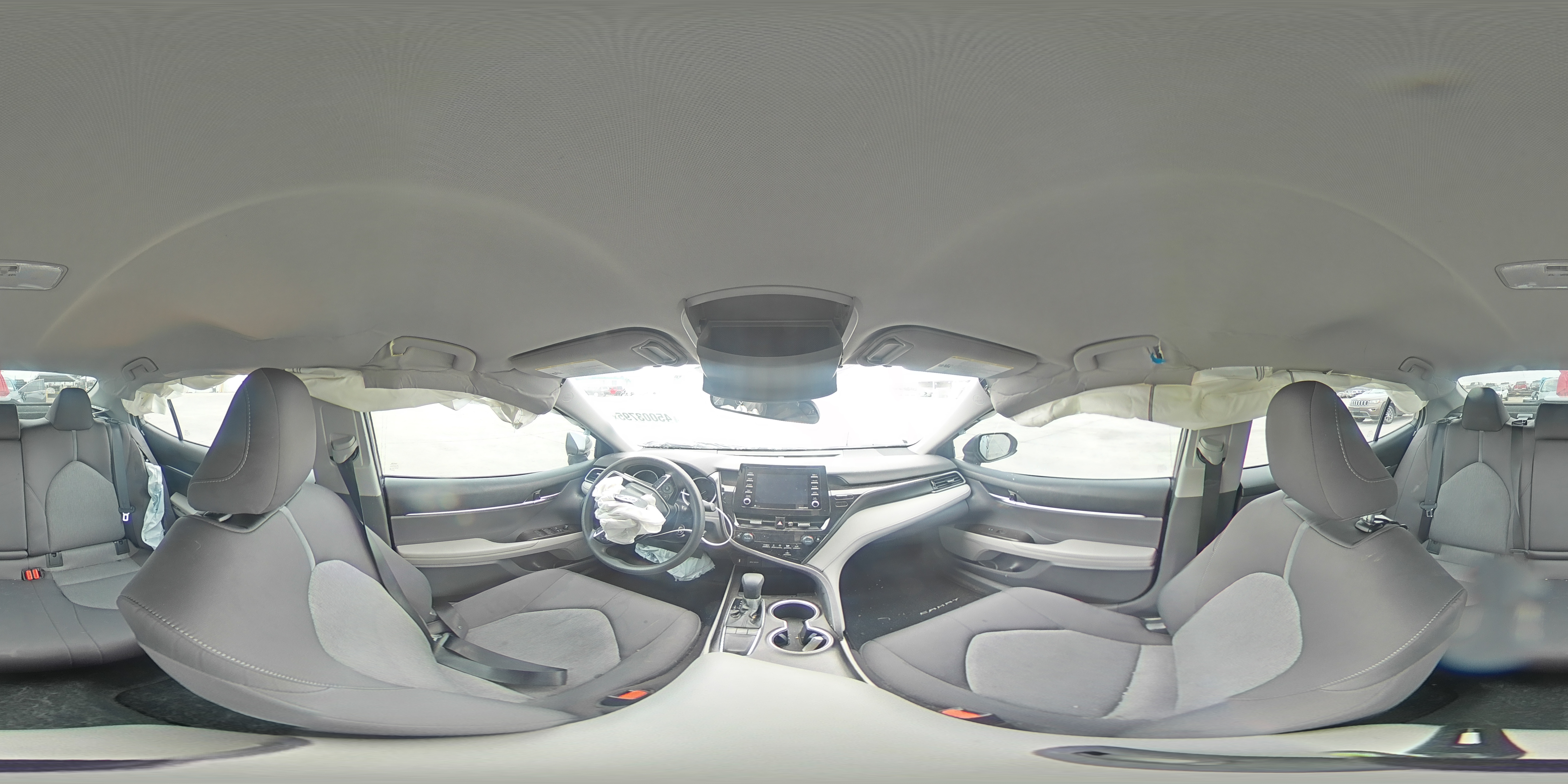 2022 Toyota Camry - Image 12